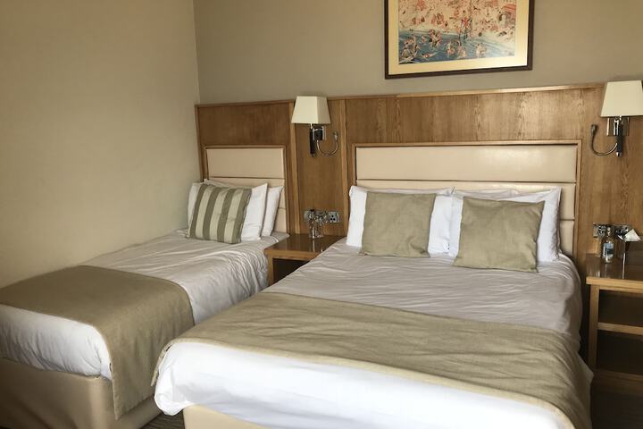 Room 15 of 72