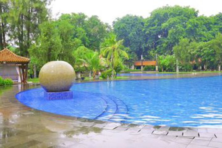 ZEN Premium Singgasana Gunungsari