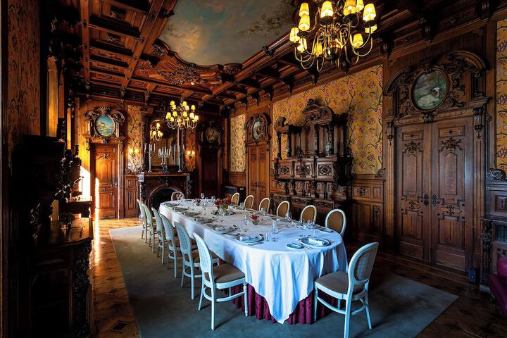 Dining 52 of 73