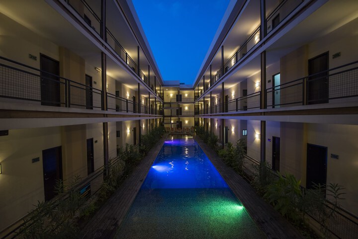 Hotel 33 of 35