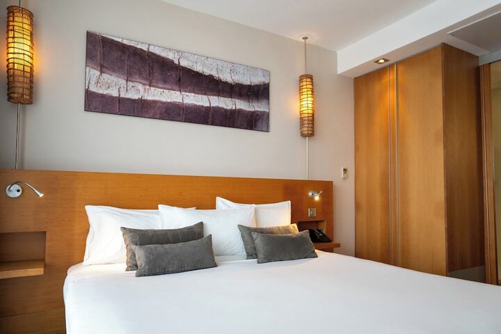 Room 18 of 63