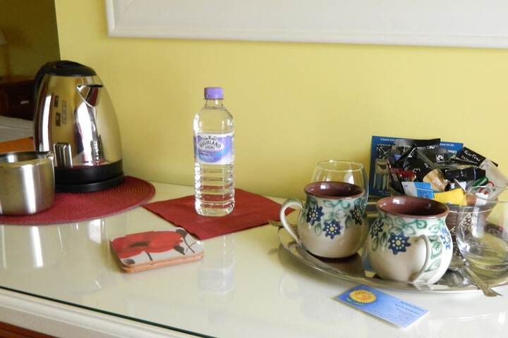 Breakfast/Coffee Service 35 of 45