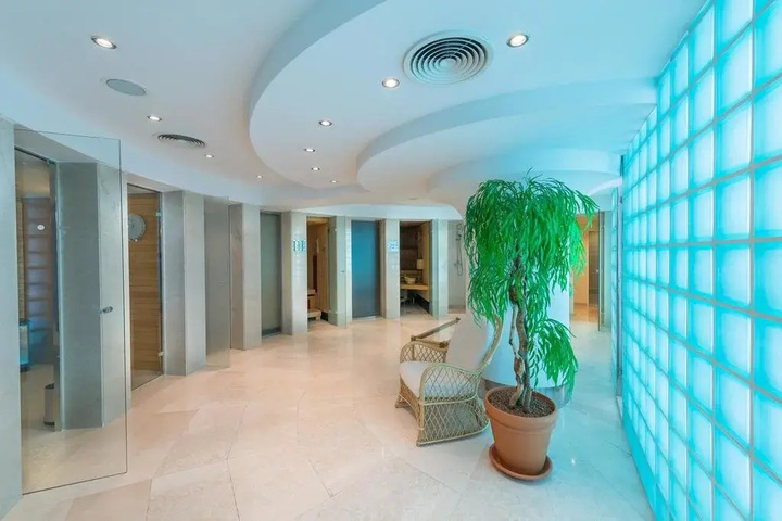 Hotel Interior 2 of 13