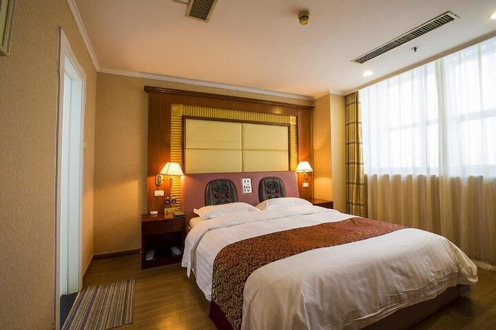 Room 19 of 60