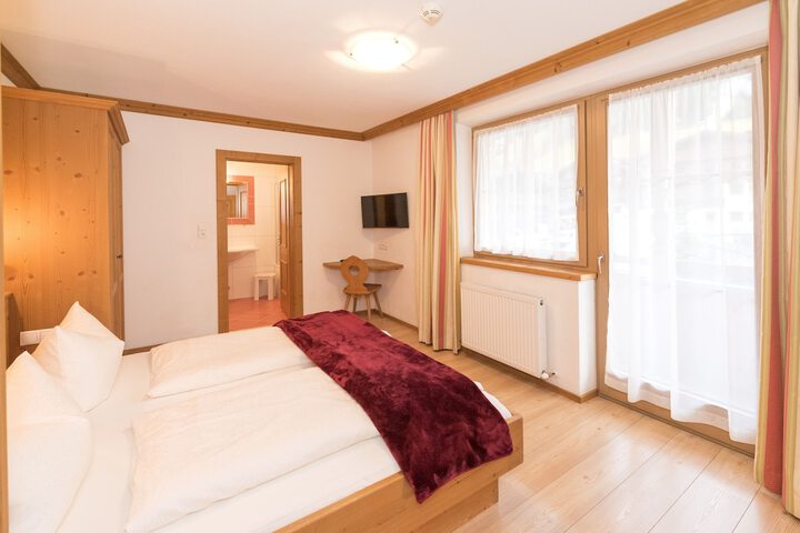 Room 20 of 60