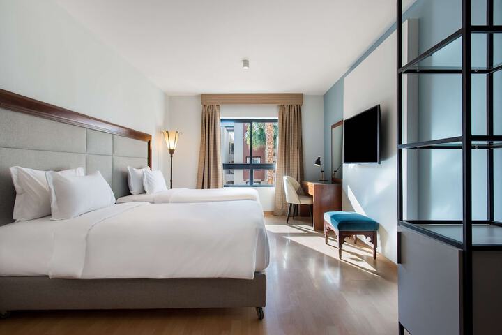 Room 45 of 149