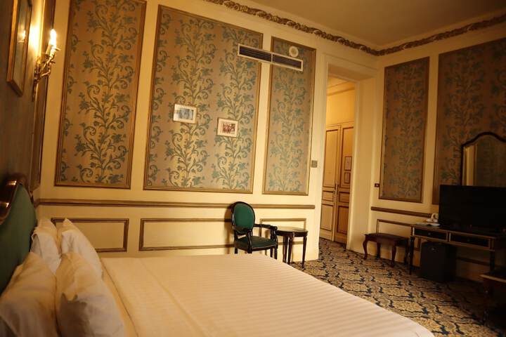 Room 21 of 101