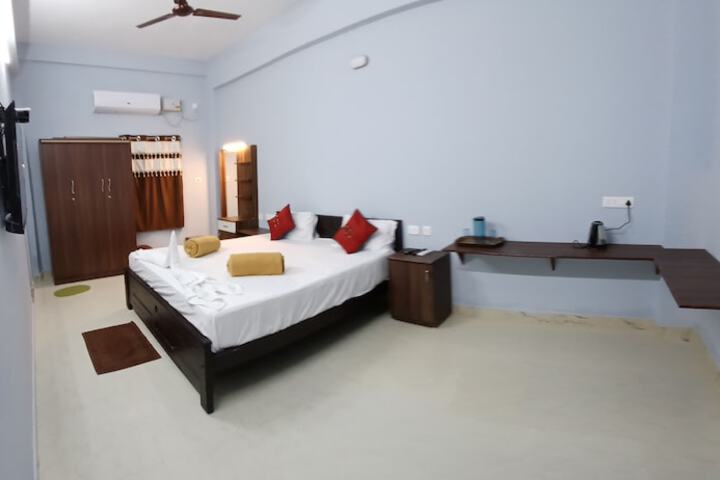 Room 4 of 22