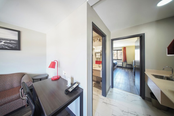 Room 12 of 71