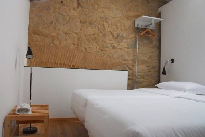 Room 4 of 23