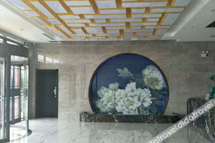 Hotel Interior 17 of 28