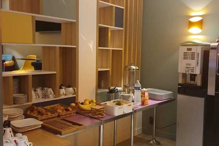 Breakfast/Coffee Service 43 of 49