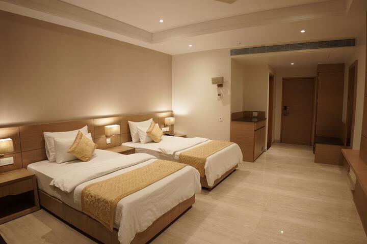 Room 11 of 41