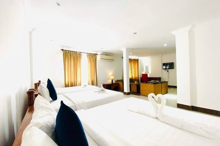 Room 38 of 105