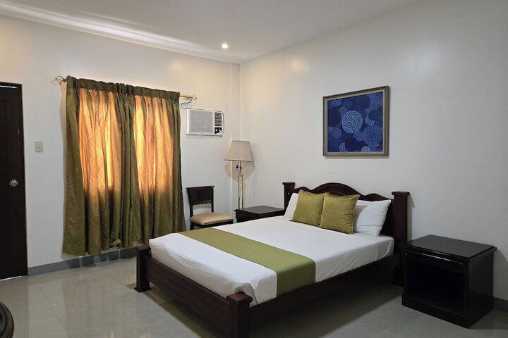 Room 9 of 60