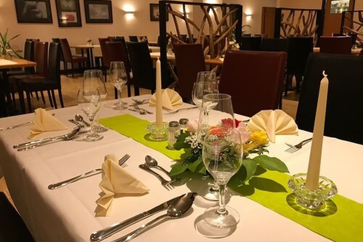 Dining 49 of 68