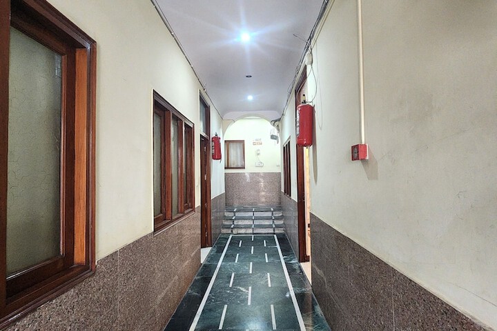 Hotel Interior 4 of 49