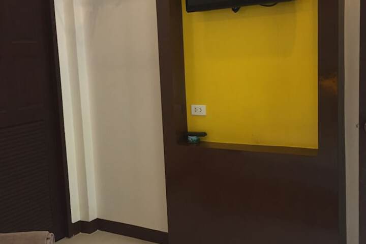 Room 10 of 53