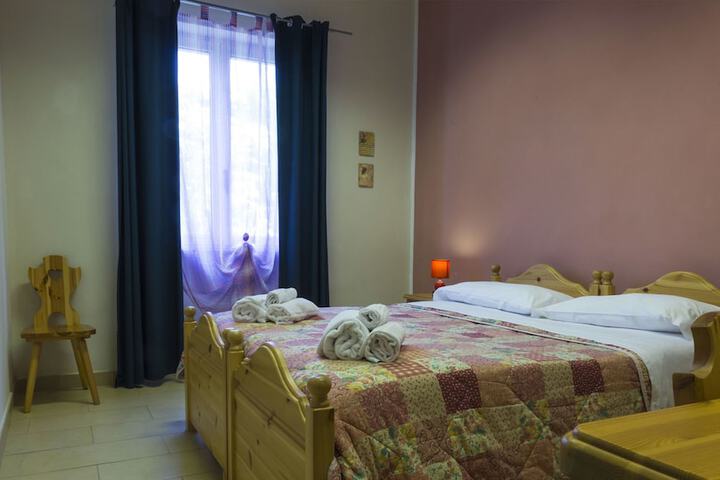 Room 12 of 20