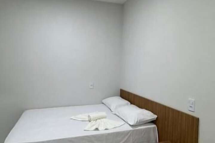 Room 4 of 49