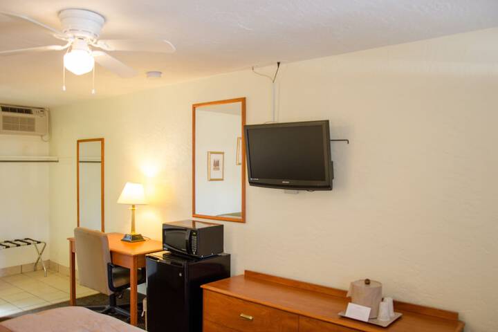 Room 27 of 50
