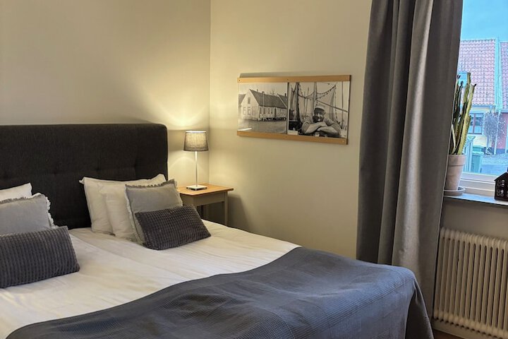 Room 22 of 50