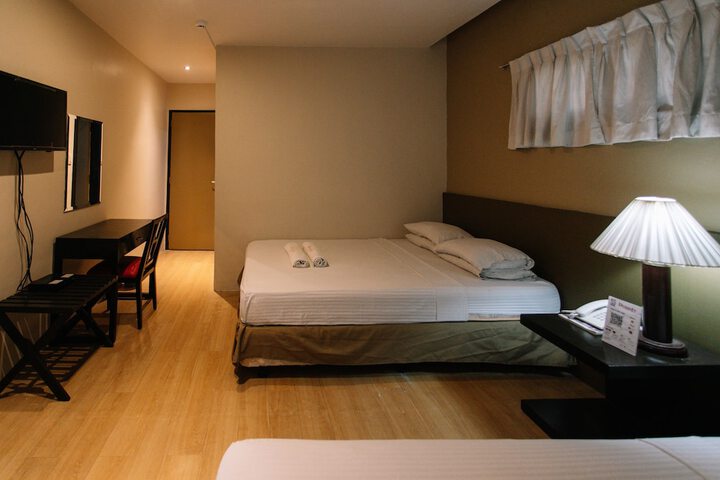 Room 67 of 158