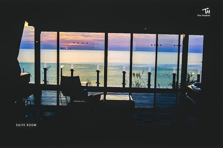 Room 34 of 199