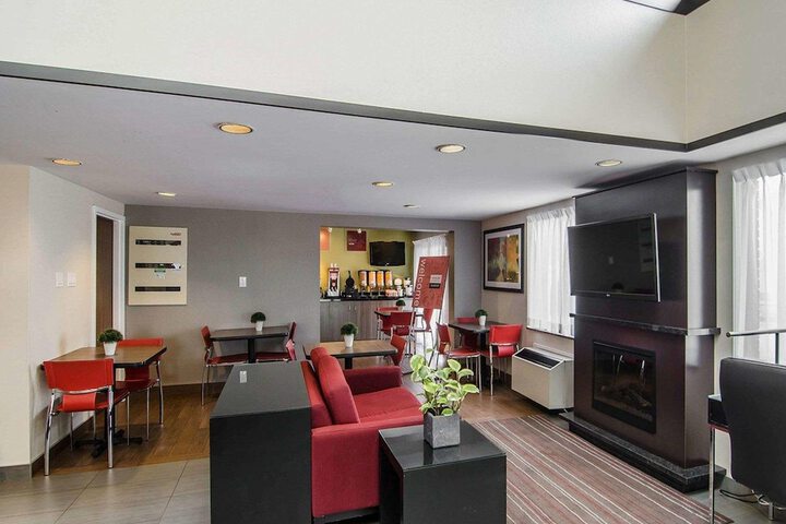 Hotel Interior 3 of 28