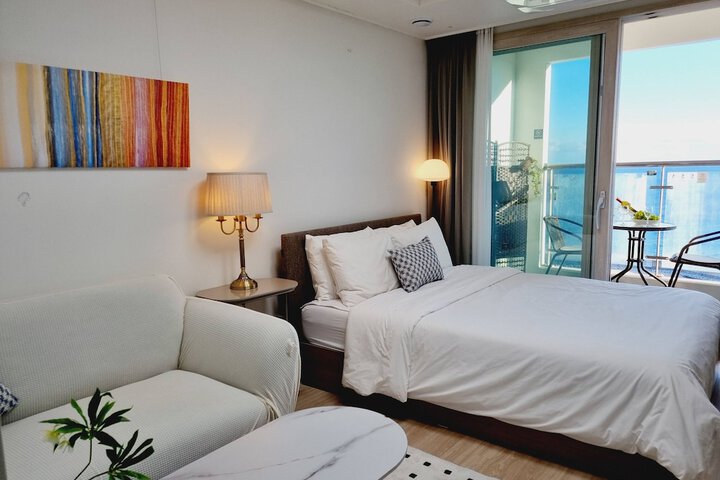 Room 579 of 640