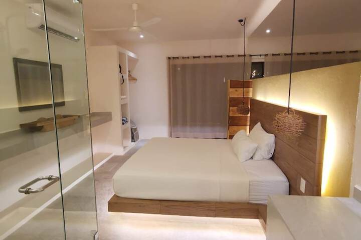 Room 12 of 154