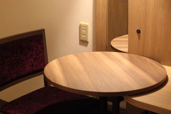 Room 7 of 31