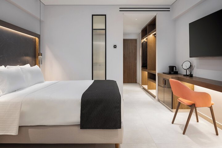 Room 21 of 79