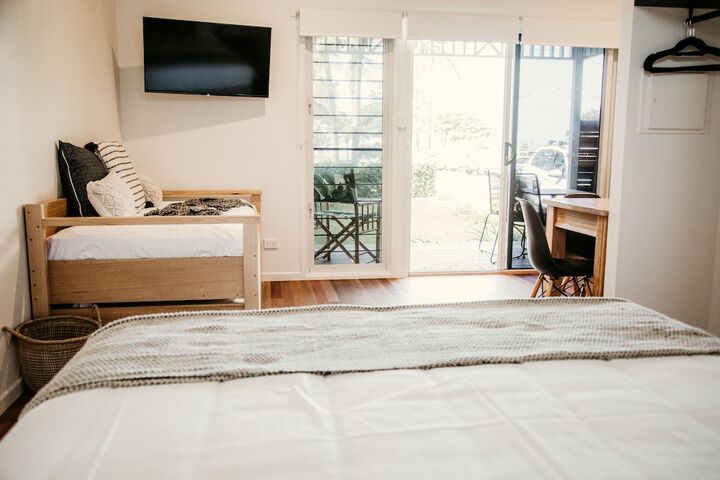 Room 28 of 43