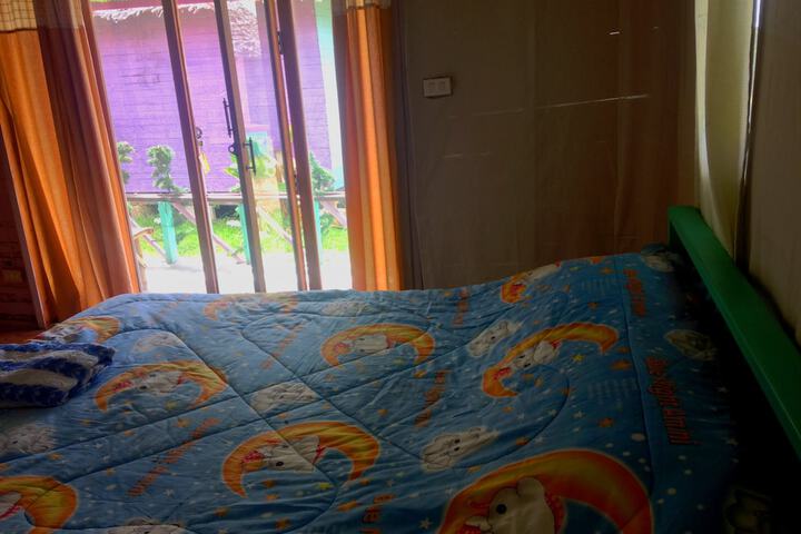 Room 9 of 74