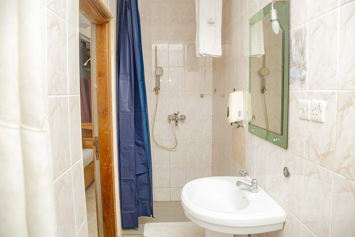 Room 20 of 26