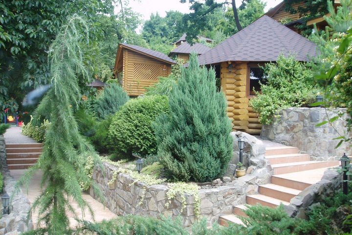Property Grounds 30 of 33