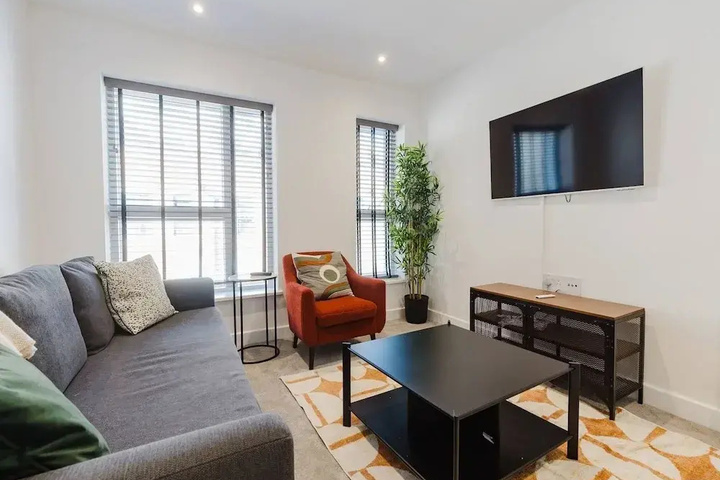 Brand New Stunning Luxury 2 Br House For 6