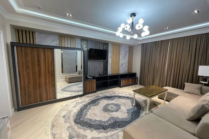 Room 30 of 49
