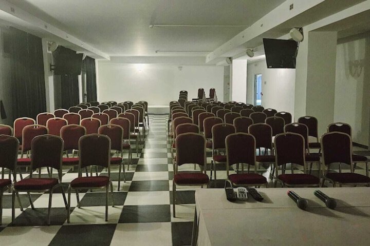 Hotel 33 of 40