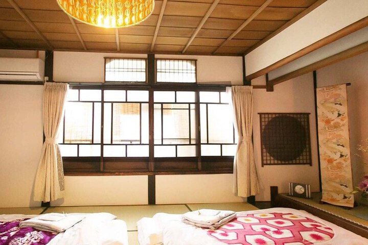 Room 20 of 107