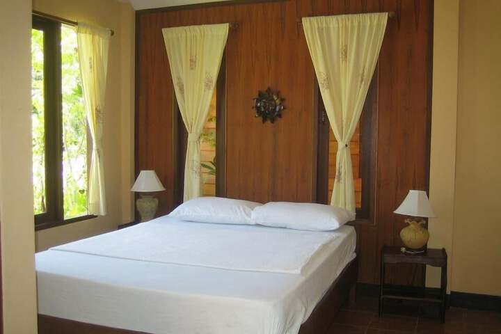 Room 21 of 49