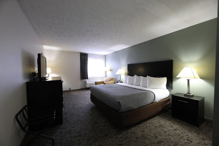 Room 15 of 30