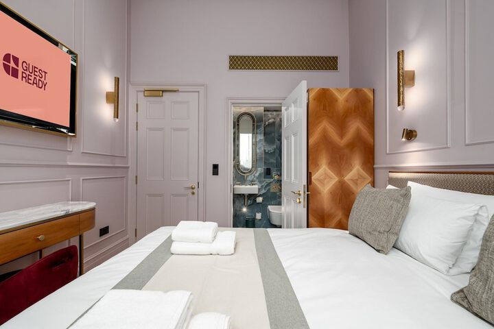 Room 55 of 280