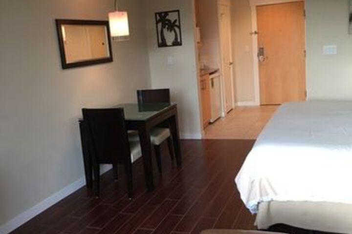 Room 43 of 119