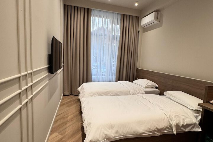 Room 78 of 117