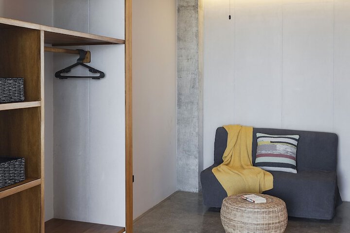 Room 18 of 125
