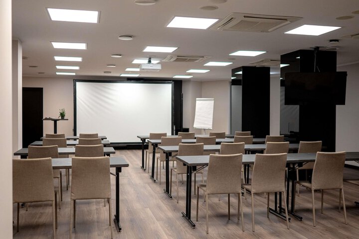 Meeting 192 of 253