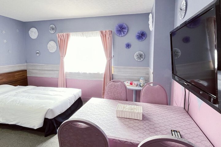 Room 19 of 91