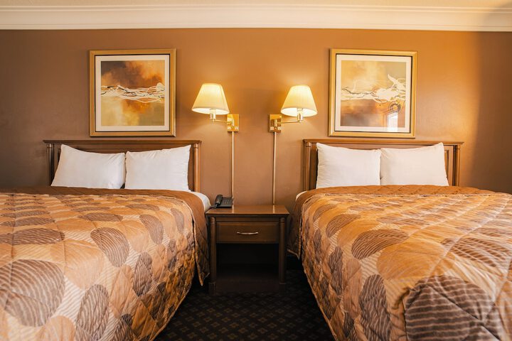 Room 5 of 15